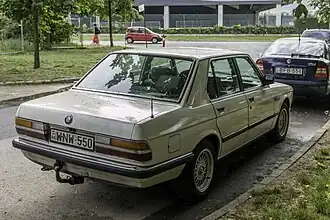 524td (1986), Heckansicht, aufgenommen im Mai 2018