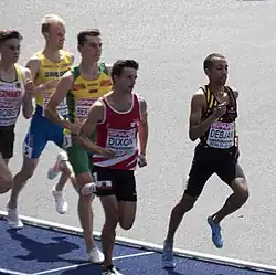 Harvey Dixon (rotes Trikot) – Rang&nbsp;zwölf