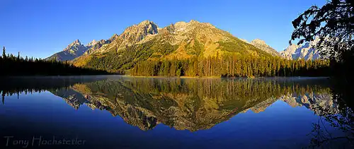 Panorama der Teton Range mit String Lake im Vordergrund