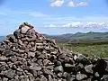 Cairn auf der Kuppe