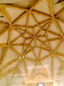 Sternrippen-gewölbe