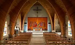 Inneres der Kirche Saint-Tugdual in Saint-Tugdual