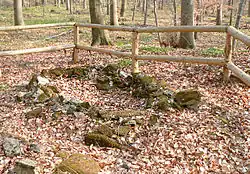 Offene Grabstelle auf einem Hügelgrab der Aunjetitzer Kultur