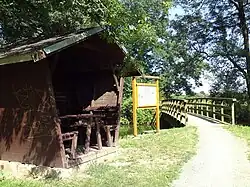 Unterstand in der Elsteraue kurz vor Lützkewitz, von Zeitz kommend