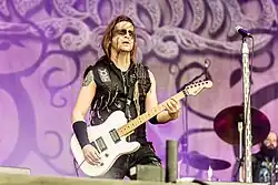 Gitarrist Fedrico "Aydan" Baston