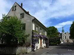 Emil Frey (1838–1922), Geburtshaus an der Domstrasse 3 in Arlesheim, Basellandschaft, Schweiz. Oberst im U.S Sezessionskrieg der Nordstaaten. Schweizer Bundesrat von 1890–1897. Schweizer Gesandter in Washington, Direktor der Internationalen Telegraphen-Union.