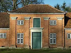 Mittelrisalit des Pferdestalls