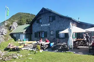Ennstaler Hütte am Westrücken zum Tamischbachturm