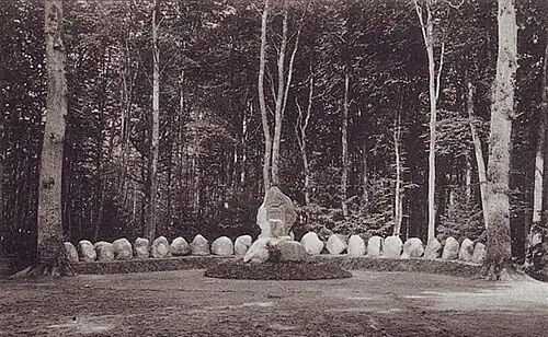 Denkstätte im Zepeliner Holz 1910