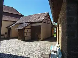 Westlicher Gadenabschnitt mit Erdstall