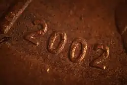 Jahreszahl auf einem Cent-Stück, Ultra-Makro