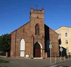 Die evangelisch-lutherische Kreuzkirche in Słupsk im Jahre 2009