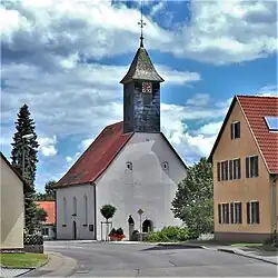 Giebelreiter mit Blechverkleidung (Dorfkirche in Zang)