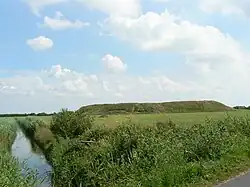 Die Lembecksburg von Westen gesehen