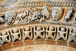 Große Archivolte, Ausschnitt, Mitte