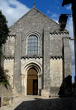 spitzbogiges Westportal