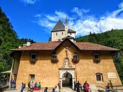 Eingangsfassade aus dem 18.&nbsp;Jahrhundert