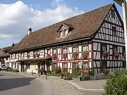 Fachwerkhaus im Dorfkern
