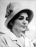 Farah Pahlavi (*&nbsp;1938)