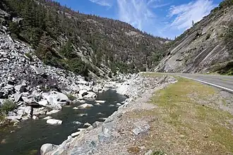 Der Feather River speist, aus der Sierra Nevada kommend, Lake Oroville, einen der größten Stauseen in Nordkalifornien
