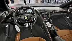 Innenraum vorn mit Armaturenbrett