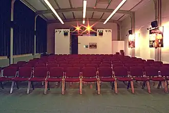 Zu Gast in der Schalterhalle 2 auf der Zeche Zollverein 2004