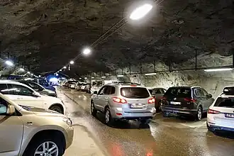 Im Innern einer Park-Halle