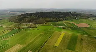 Luftaufnahme des Flüglinger Bergs von Süden