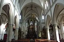 Innenansicht mit Blick zum Chor