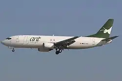 Boeing 737-400F der FlyAnt