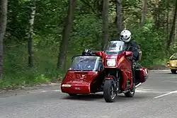 BMW-Gespann mit EML GT 2001 Beiwagen