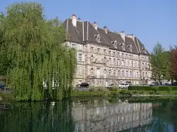 Gebäude der Unterpräfektur