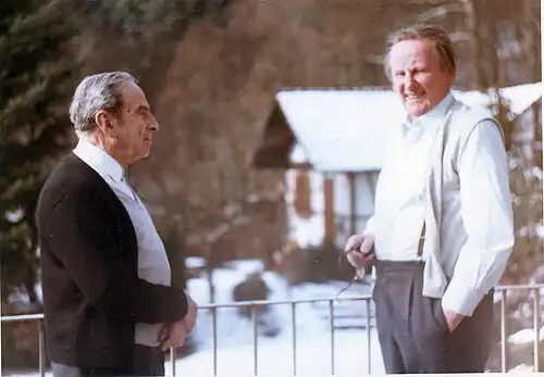 Francis Weiss (links), zusammen mit dem Branchenkollegen Richard Franke (1973)