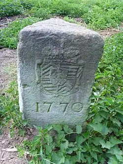 Grenzstein im heutigen Niddapark
