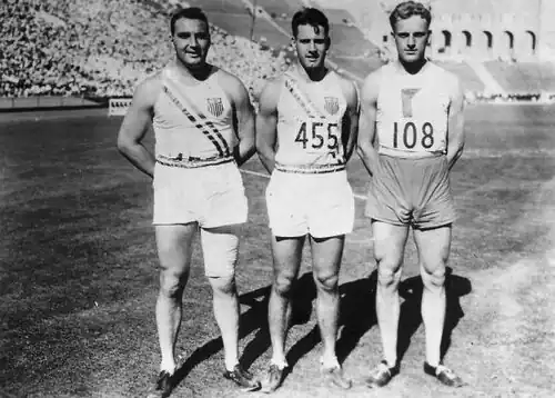 Die Medaillengewinner im Kugelstoßen (v.&nbsp;l.&nbsp;n.&nbsp;r.): Leo&nbsp;Sexton (Gold), Harlow&nbsp;Rother (Silber) und František&nbsp;Douda&nbsp; (Bronze)