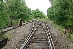 Links der Abzweig im Erlanger Stadtteil Frauenaurach zum Hafen Erlangen, 2007