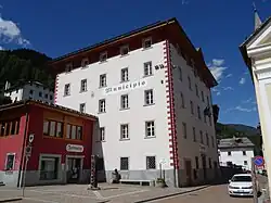 Rathaus im Ortsteil Fraviano