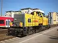 Diesellokomotive der Baureihe V&nbsp;100 mit Märklin-Werbung