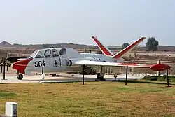 Eine stillgelegte Fouga CM.170 Magister Tzukit des IAF-Kunstflug­teams beim HaBonim Airfield südlich v. Haifa 2013