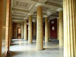 Treppenhalle im Obergeschoss (2014)