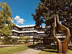 Eingang der Bertelsmann-Firmenzentrale 2007