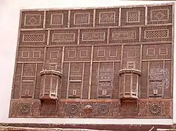 Maschrabiyya an einem Palast in Kairo, Ägypten