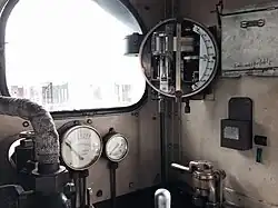 Führerstand der GTB Nr.&nbsp;3 mit Geschwindigkeitsmesser Bauart Hasler