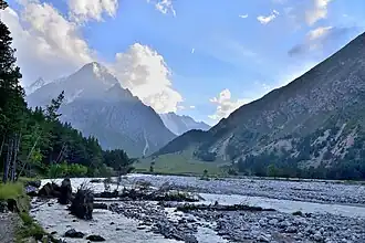 Rechter Quellfluss Gara-Auzusu