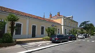 Empfangsgebäude (2015)