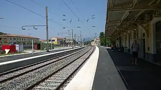 Bahnsteige nach Modernisierung (2015)