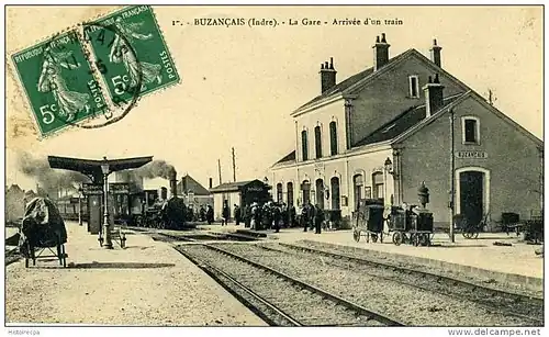 Bahnhof Buzançais mit regelspurigem Zug der P.O., links der Gemeinschaftsbahnsteig mit dem meterspurigen B.A. (um 1905)
