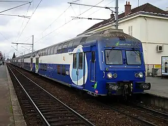 Ein VB 2N Zug in der Transilien-Lackierung