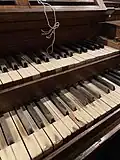 Tastatur der Orgel