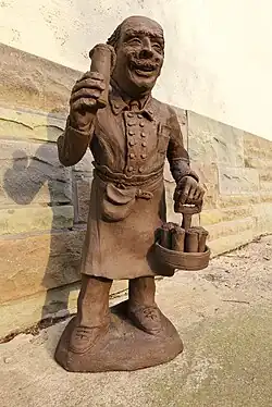 Kölner Köbes, Tonstatue der Bildhauerin Hildegard Neunkirchen aus Unkel (2005)